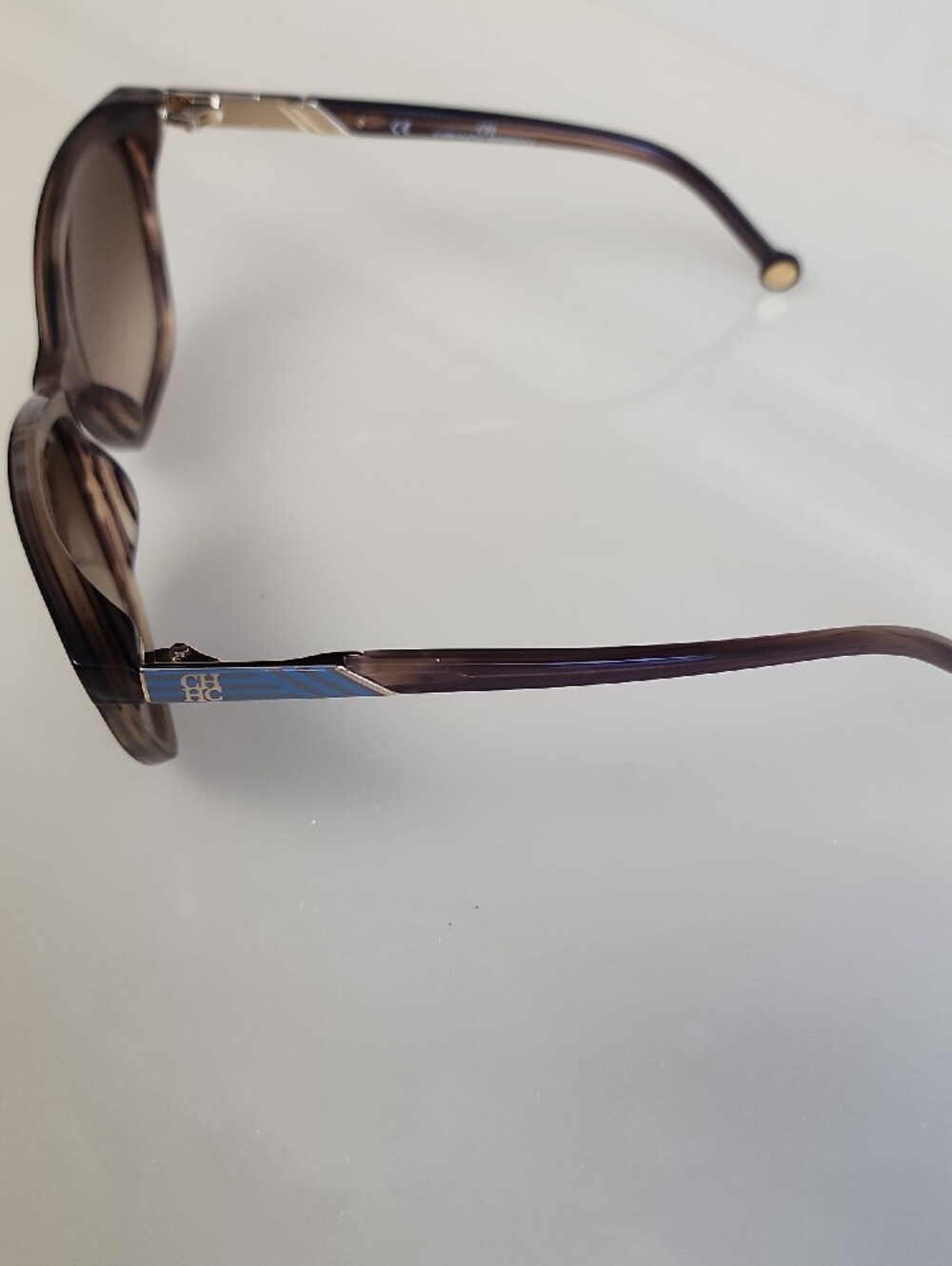 Carolina Herrera Brown Cat-Eye Sunglasses with Brown Lenses - Picture 13 of 16